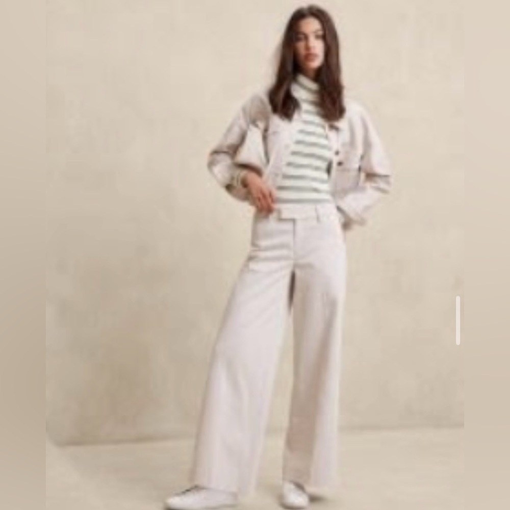 NWT! Banana Republic Factory Women's Timeless Striped Turtleneck Medium